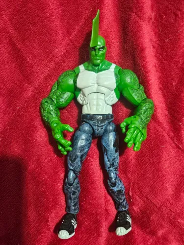 Boneco Savage Dragon Legendary Comic Book Heroes Marvel Toys