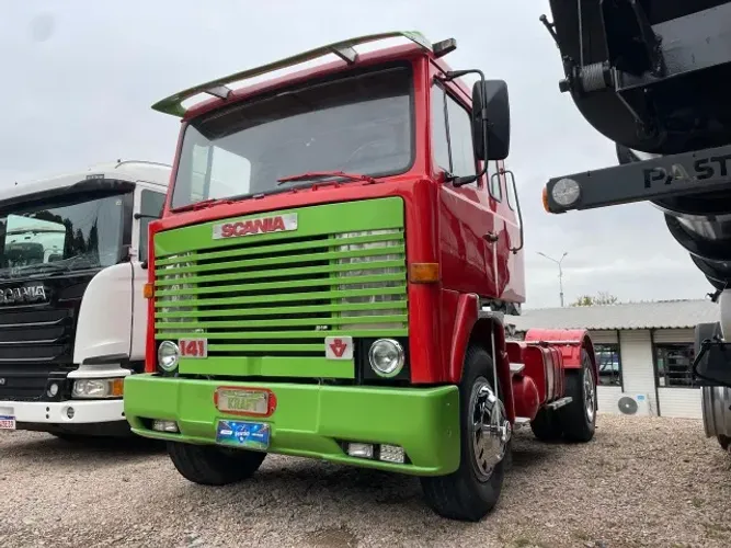 Vendo LK 141 ano 79 Scania toco 4x2