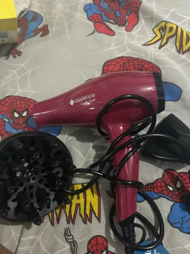 Secador com difusor(para todos os tipos de cabelos)
