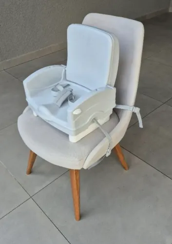 Cadeirinha de Refeição Portátil Smart, Cinza, Cosco Kids