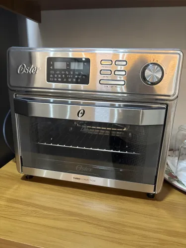 Oster Forno e Fryer 15L Multifunções Compact 10 em 1