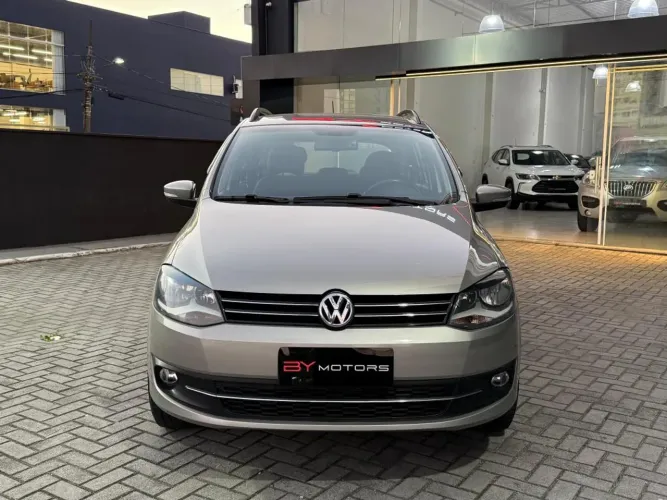 Volkswagen Spacefox Trend I Motion 1.6 T. Flex 8V 2013