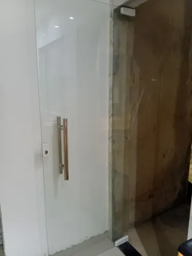 Porta de vidro completa