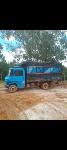 CAMINHÃO MERCEDES-BENZ L710 