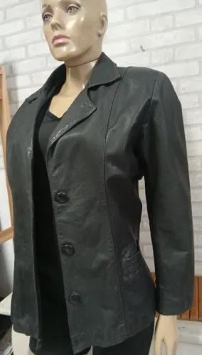 Jaqueta tipo blazer feminina em couro