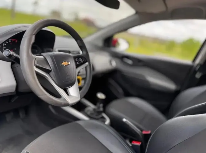 Chevrolet Onix Hatch LT 1.4 8V Flexpower 5P Mec. 2019