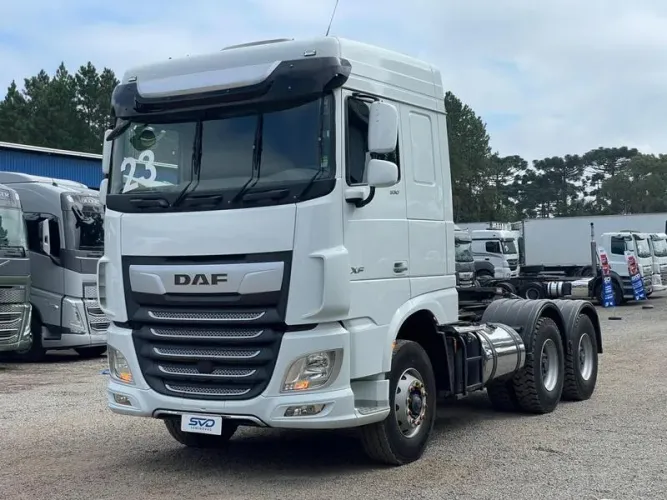 DAF XF 530 6X4 ANO 2023 OFF-ROAD - 142 MIL KM - COM CUBO REDUTOR - ASSISTENTE FAIXA