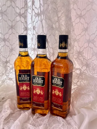 Old Eight 900ml 