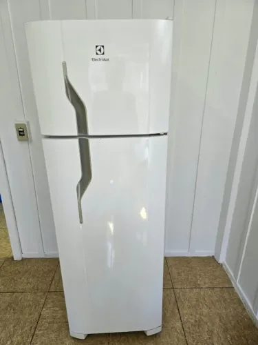 Geladeira Eletrolux