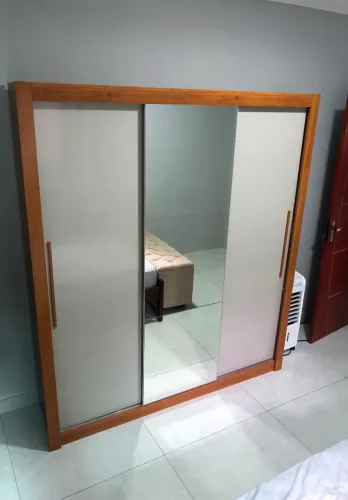 Guarda Roupa 3 Portas