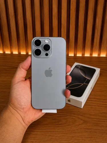 iPhone 16 Pro 128 GB - Titanium Natural
