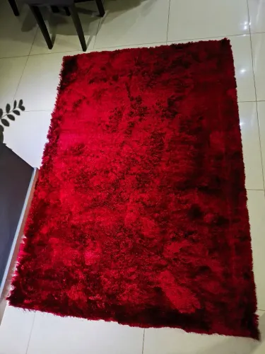 Tapete vermelho vinho <br> <br>Tapete Peludo Vermelho Vinho ?