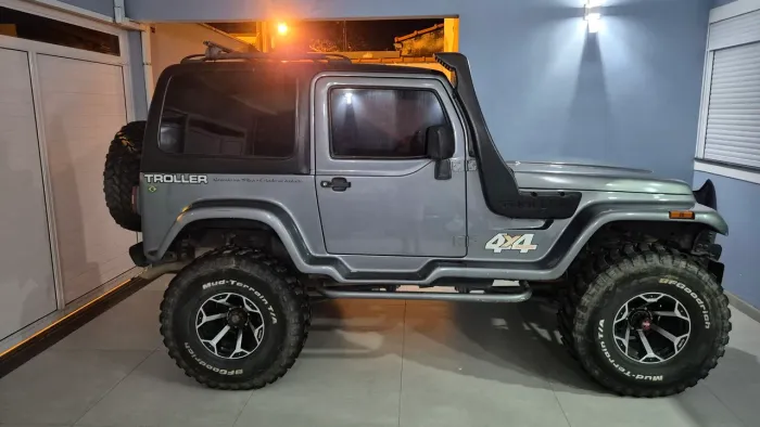 Troller T-4 4X4 3.0 TB Int. Cap. Rígida Diesel 2008