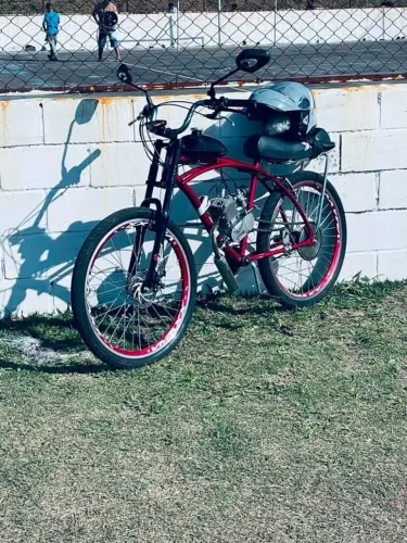 Vendo motorizada 80cc 