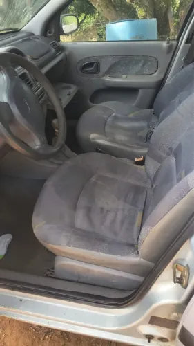 Vendo este carro precisa fazer a biela e o pistão  