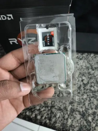 CPU RYZEN 5600G gráfico integrado (roda sem placa de vídeo)