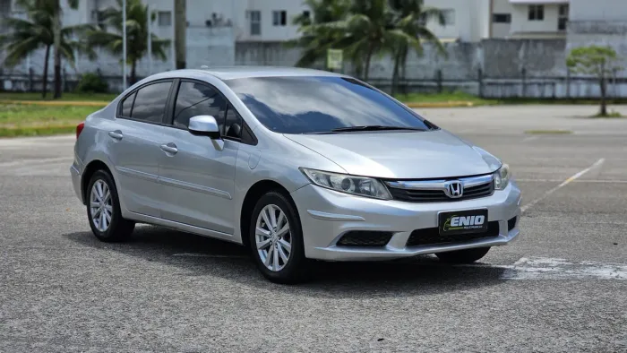 Honda Civic Sedan LXS 1.8/1.8 Flex 16V Mec. 4P 2014