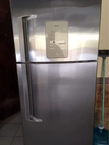Geladeira Brastemp Ative! Frost Free 403L - Inox - Com Smart Ice