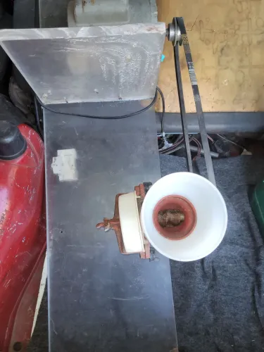 Vendo moinho elétrico ideal para quem vende acarajé, mas também pra moer grãos 