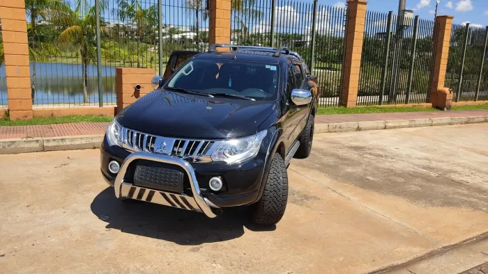 Mitsubishi L200 Triton Sport HPE 2.4 CD Diesel Aut. 2017