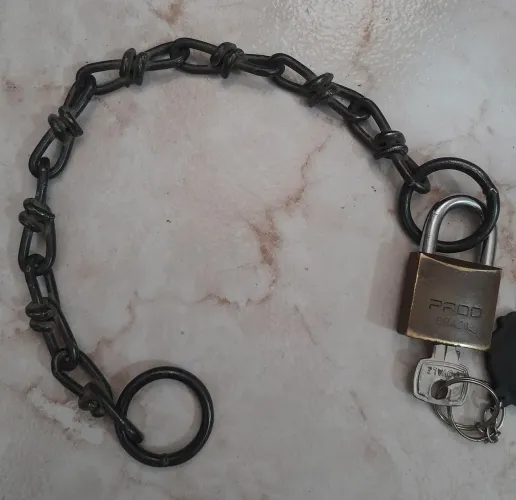 Cadeado com corrente