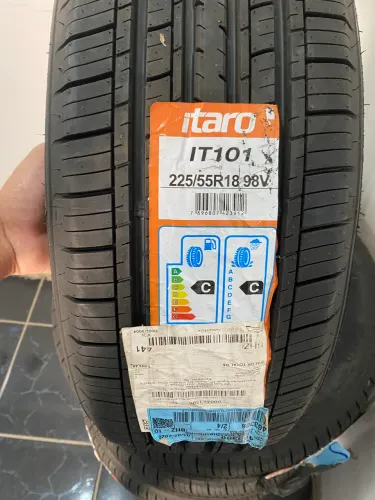 Pneus itaro aro 18 225/55 18