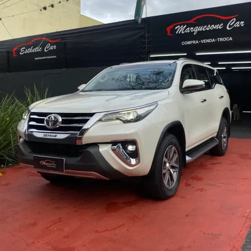 Toyota Hilux SW4 SRX 4X4 2.8 TDI 16V Dies. Aut. 2019