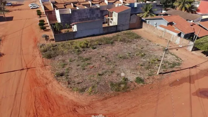 Terreno Esquina 300 M² - Jardim Alvorada - Três Lagoas / MS