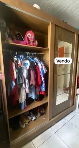 Vendo guarda roupas casal