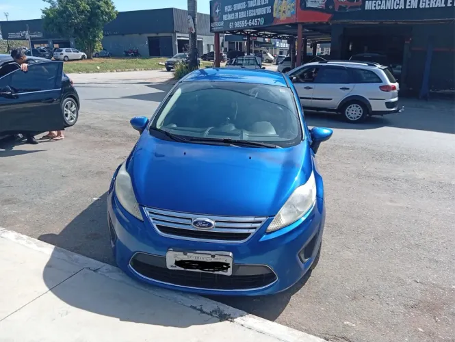 Ford Fiesta SE 1.6 16V Flex 5P 2011