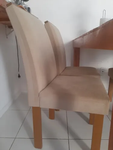Cadeiras acolchoadas