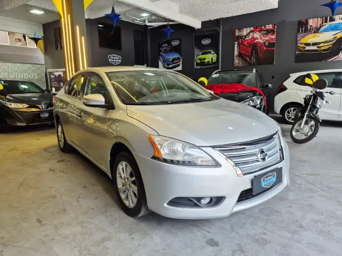 Nissan Sentra SV 2.0 Flexstart 16V Aut. 2015