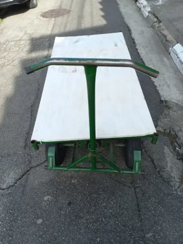Carrinho plataforma medida 1,5 X 0,80