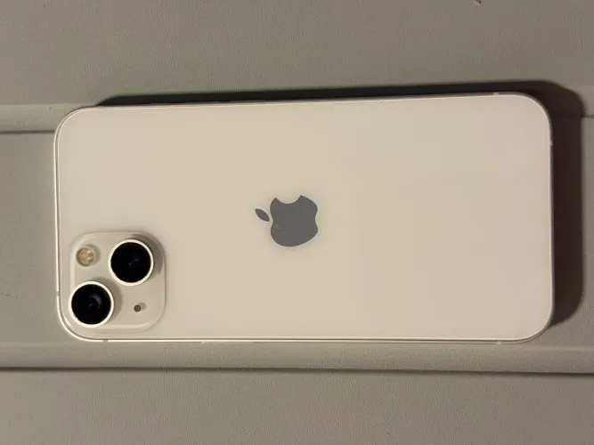 iPhone 13 256gb impecável + caixa + carregador + capinhas
