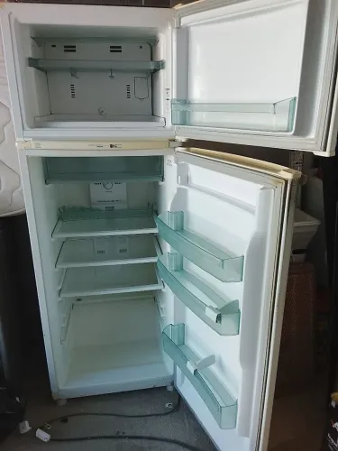 Geladeira em ótimo estado