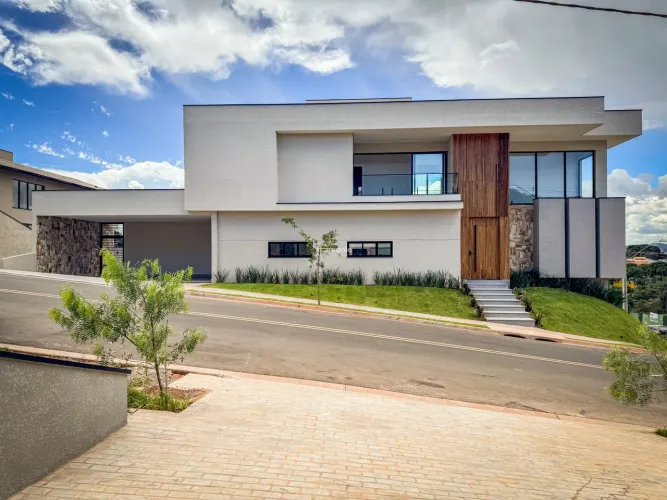 Casa em Condomínio - Atibaia SP - 4 Suítes e Lazer Completo