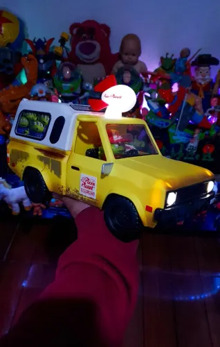 Toy Story Car Pizza Planet popcorn Disney