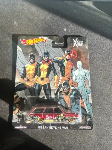 Hot wheels premium skyline van X-men