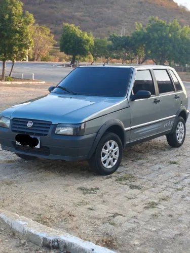 Fiat Uno Mille Celeb. WAY Econ. 1.0 F.flex 4P 2012