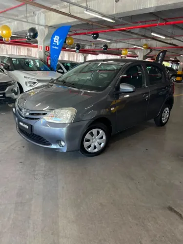 Toyota Etios X 1.3 Flex 16V 5P Mec. 2015