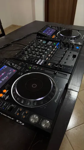 Kit CDJ 2000 Nexus 2 + DJM 900 Nexus 2