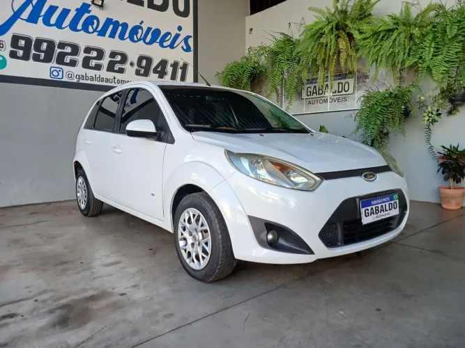 Ford Fiesta S 1.0 8V Flex 5P 2014