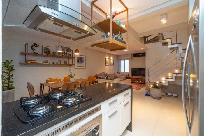MOINHOS IMOBILIÁRIA vende excelente duplex 1 dormitório 103,57m²