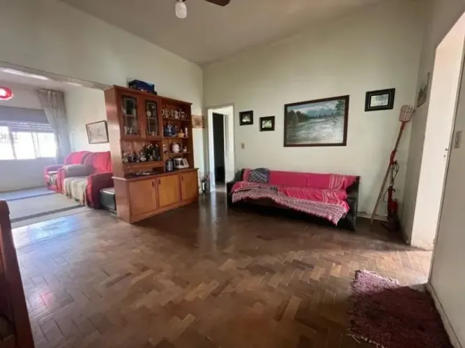 Casa residencial para alugar no bairro São Sebastião com 180 m² e 3 dormitórios.