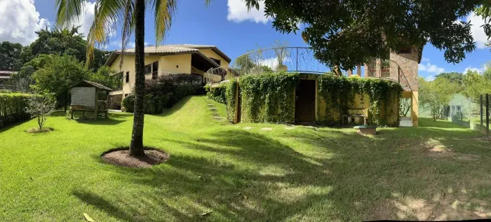 Condomínio Encontro das Águas - Linda casa com 4 suítes, 450m² de área construída e 2850 á
