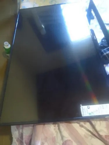 Vendo tv Samsung pra retirar de peças 