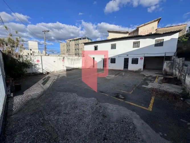 Lote Plano para Locação no Bairro Caiçaras Belo Horizonte- MG, Localização Estratégica e