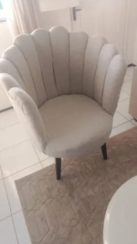 Vendo duas poltronas,novas chegaram a dois dias porém não gostei da cor