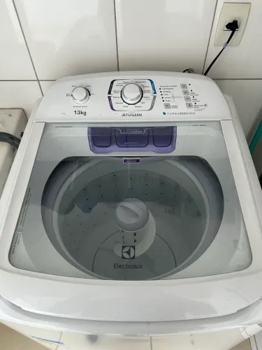Máquina de lavar 13kg Eletrolux 