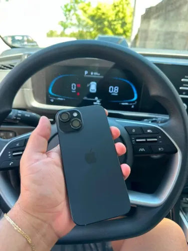 iPhone 15 128GB